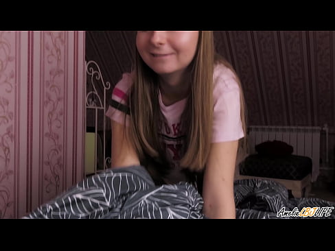 ❤️ Blondie анын BFF анын терең соруп жана анын оозуна сперма алат Порно fb ky.pornhdvideos.ru ❤